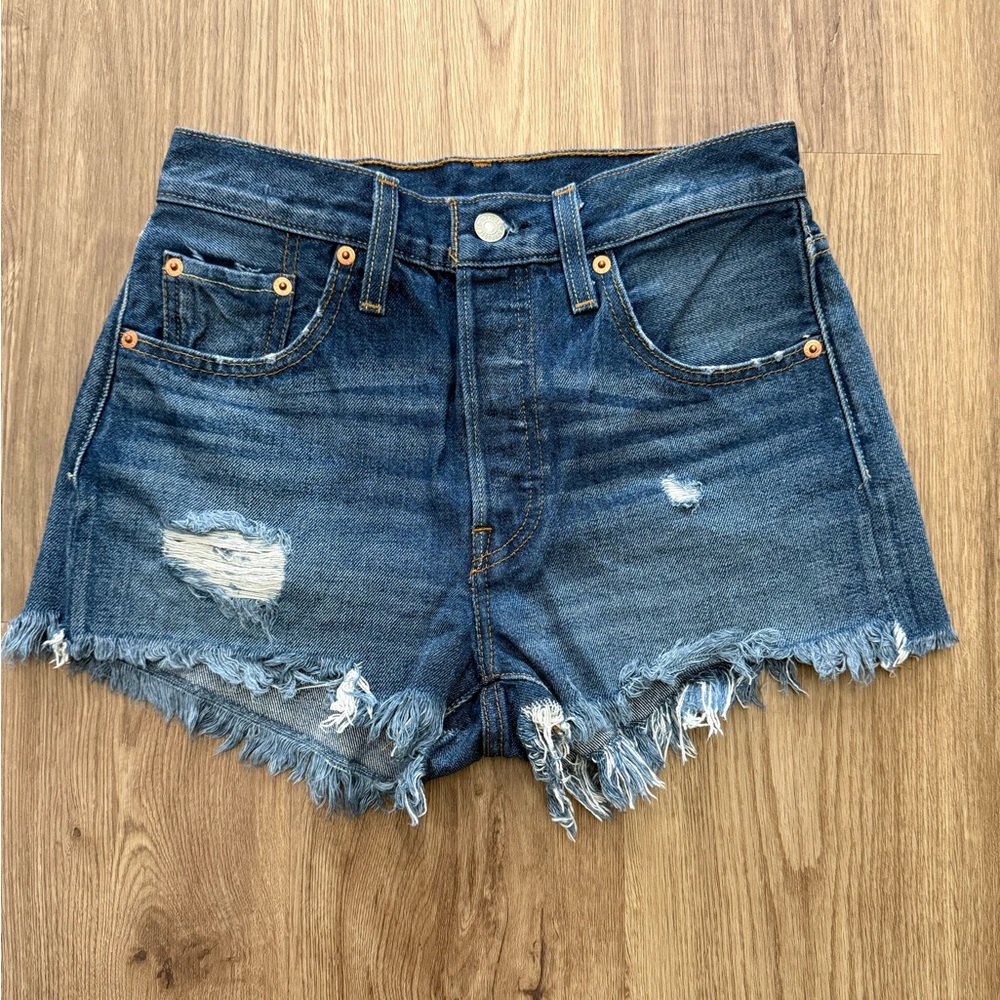 Levi's 501 Cut Off Frayed Hem Silver Lake Medium Blue Denim Shorts Women's 25